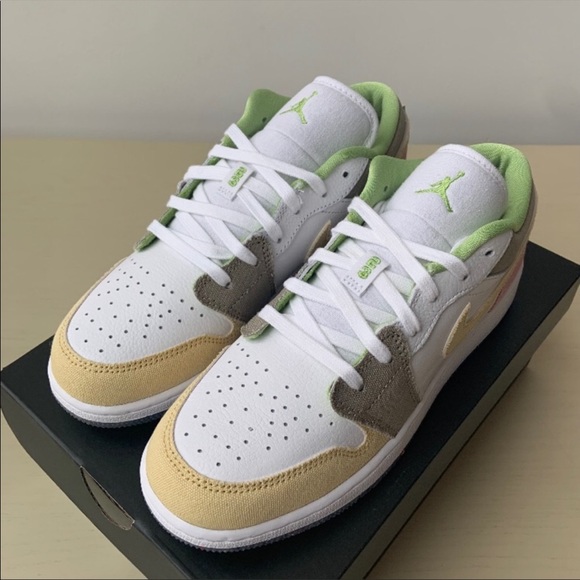 Sold !Air Jordan 1 low / GRIND VIVID green / new 6Y NWT - Picture 4 of 7